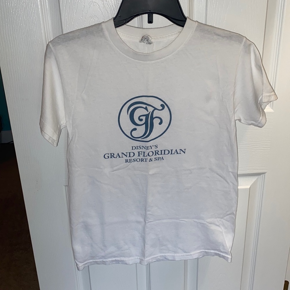 Disneys Grand Floridian white t-shirt!🤍